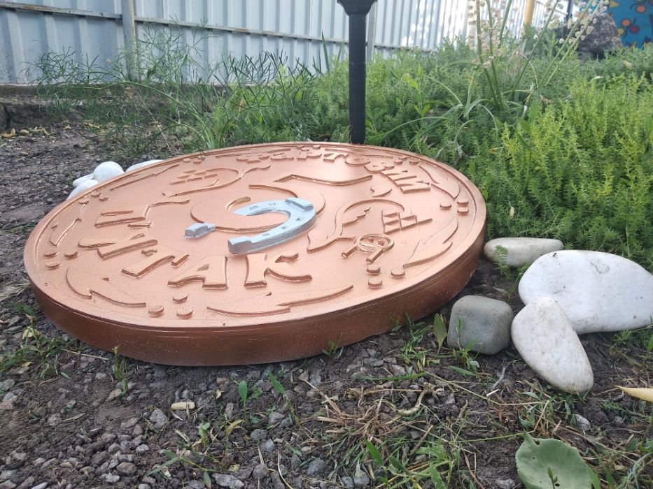 Садова фігура. Садова монета «ФАРТОВИЙ П’ЯТАК». Бетонна монета. Арт