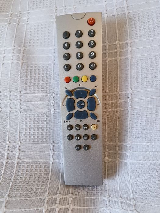 Telewizor kolorowy PHILIPS 21", z pilotem, sprawny