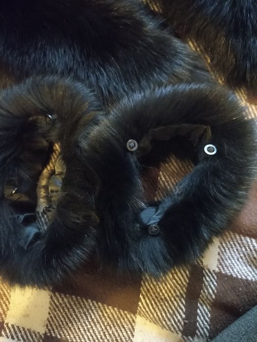 Продам хутро, опушку з пальто.