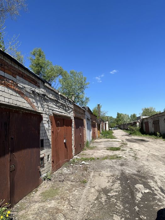 Продам цегляний гараж в АК 31