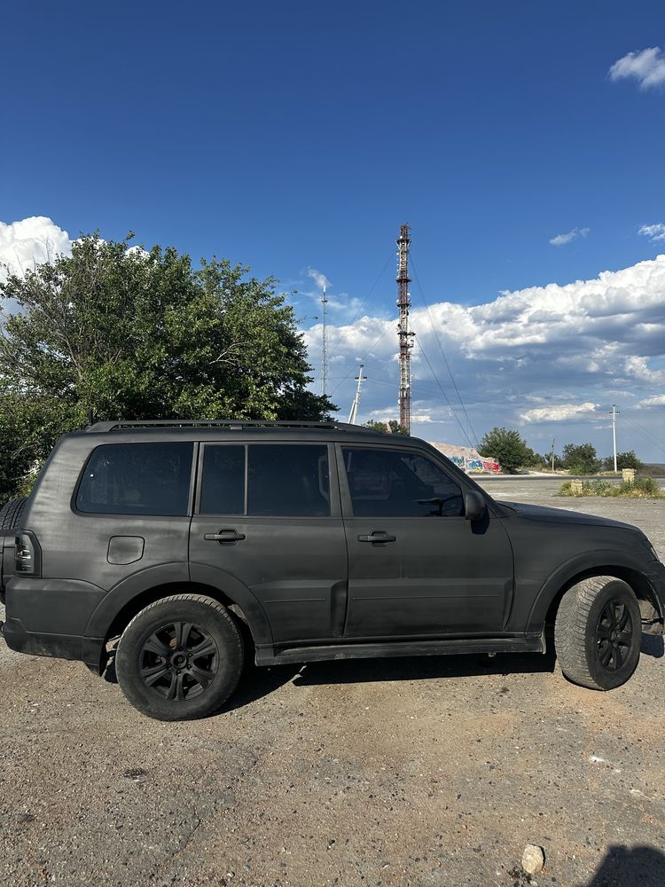 Mitsubishi Pajero 2007