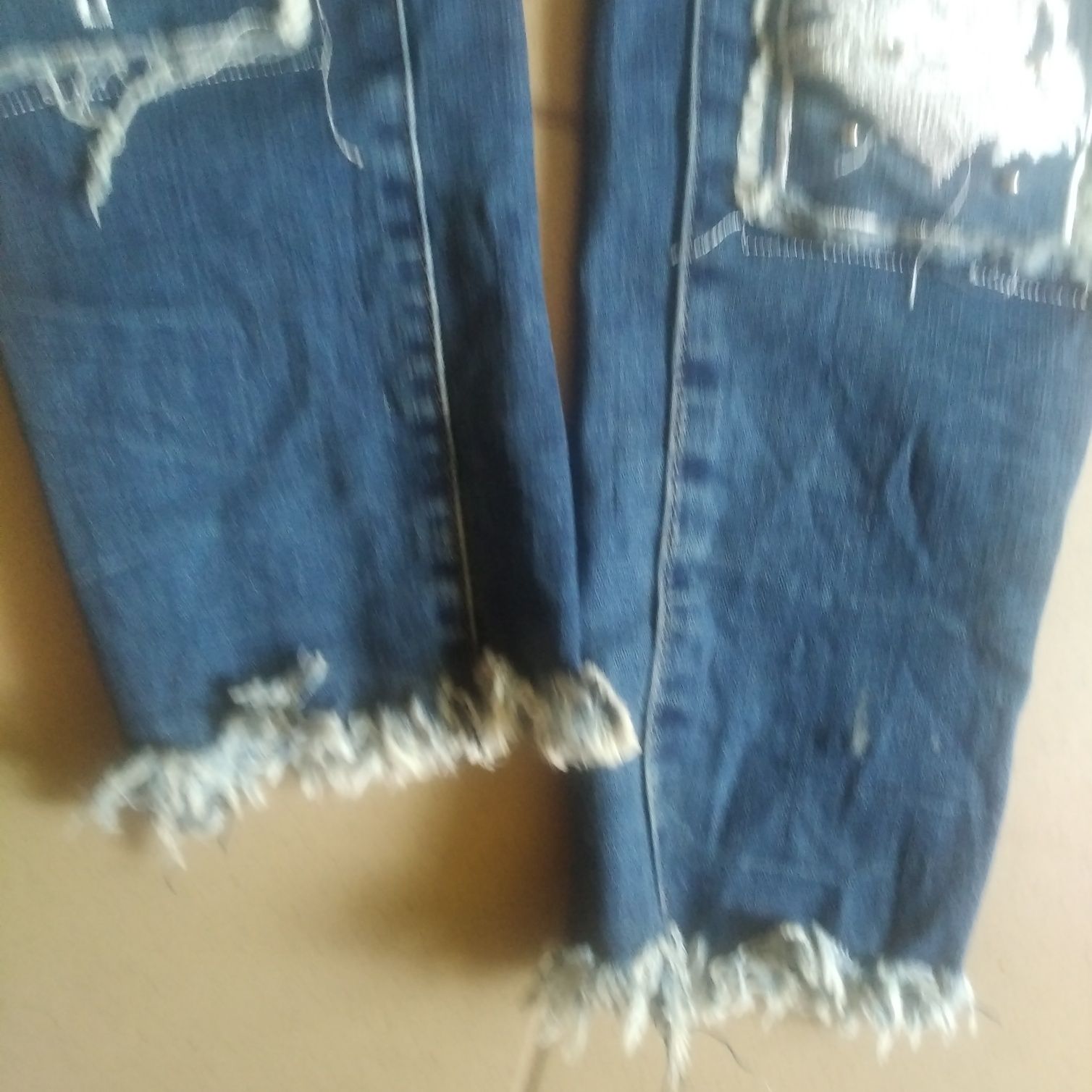 Spodnie damskie jeansowe rozmiar M/L