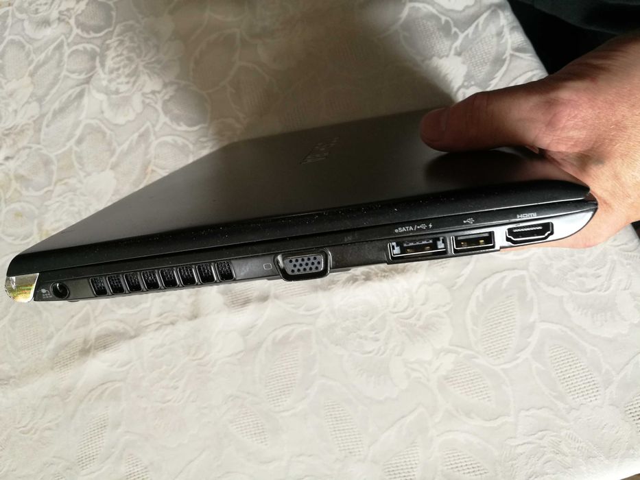 TOSHIBA Portege R700