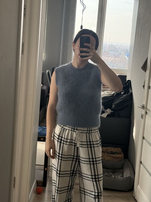 Жилет мохеровий COS