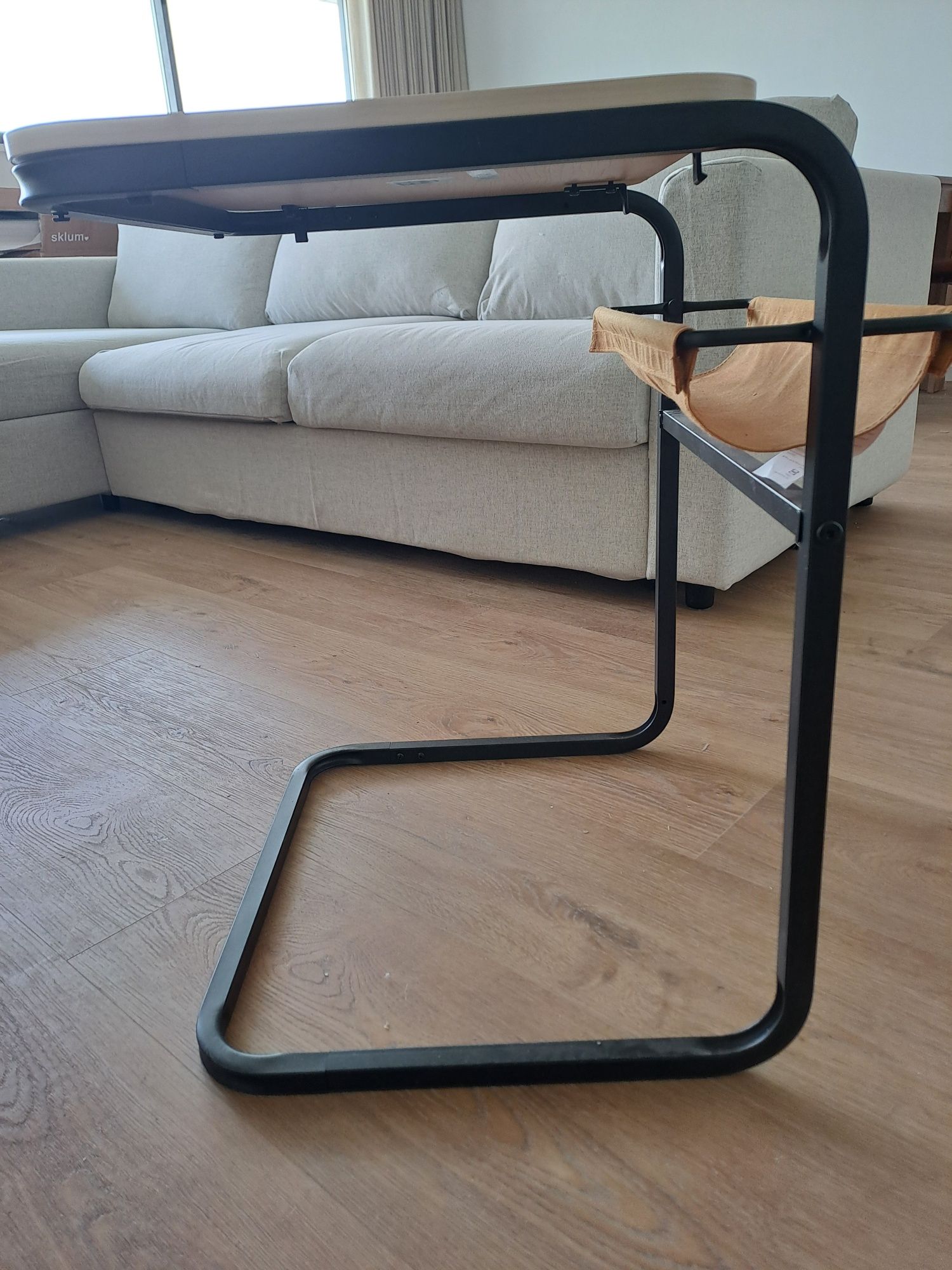 Mesa apoio pequena
