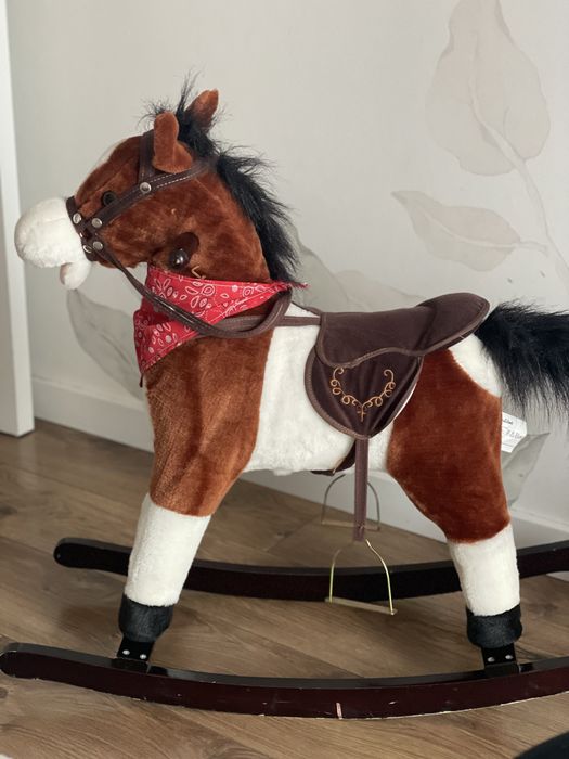 Kon na biegunach interaktywny bujak duzy kon