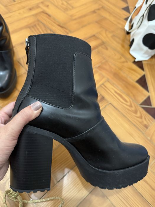 Botas Stradivarius como NOVAS N39