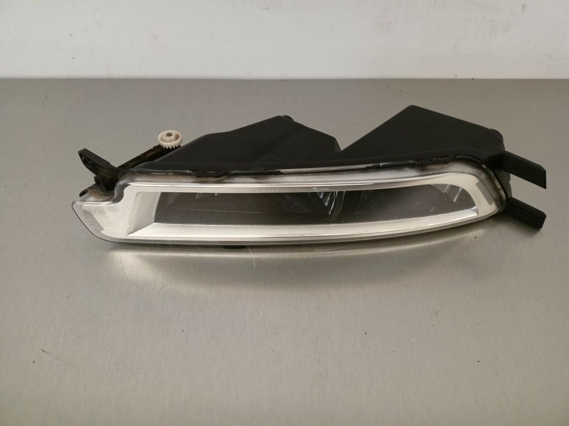 VW Passat B8 3G0 14-19 halogen lewy przód przedni