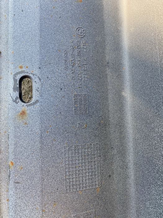 Bmw E60 E61 LCI nakladki progowe L+P