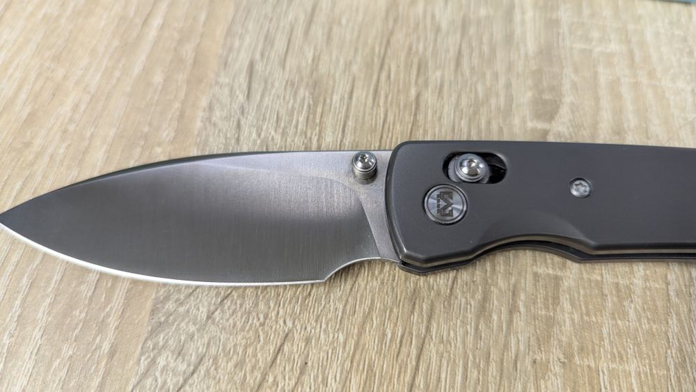 Ніж складний Miguron Vakor m390