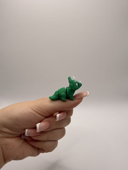 Mikrusek triceratops