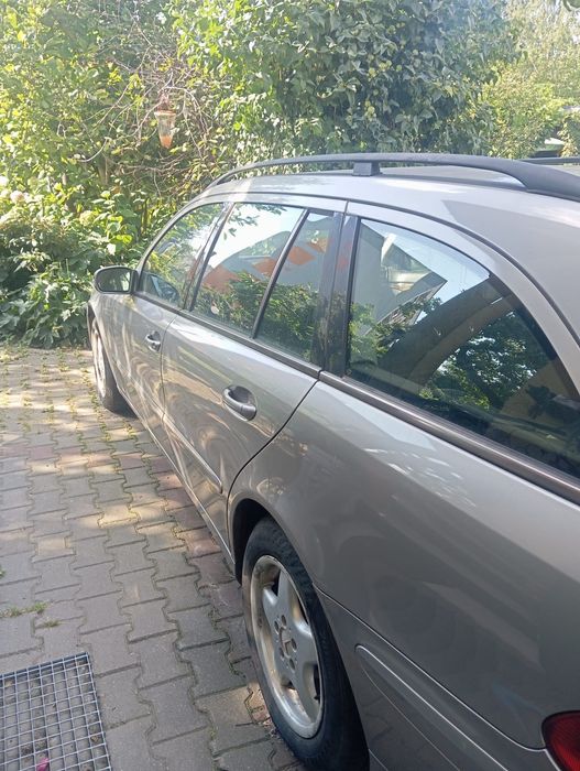 Mercedes Klasa E W211 2.2 CDI „Classic” Kombi AUTOMAT rok 2003