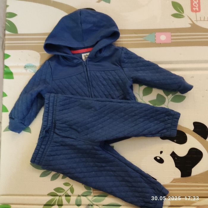 Dresik dla chłopca 12 mc