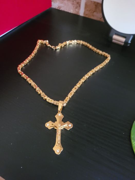 Męski łańcuch z krzyżykiem masywny nowy