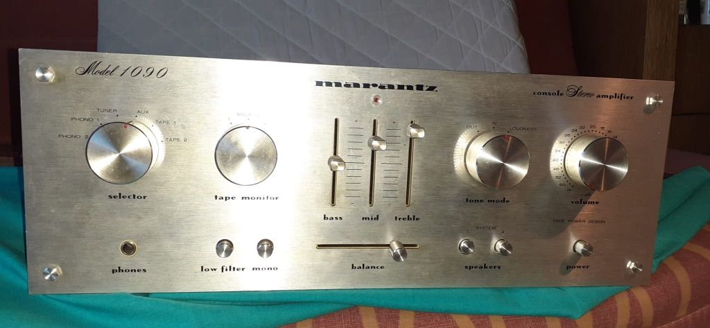 Wzmacniacz Marantz 1090