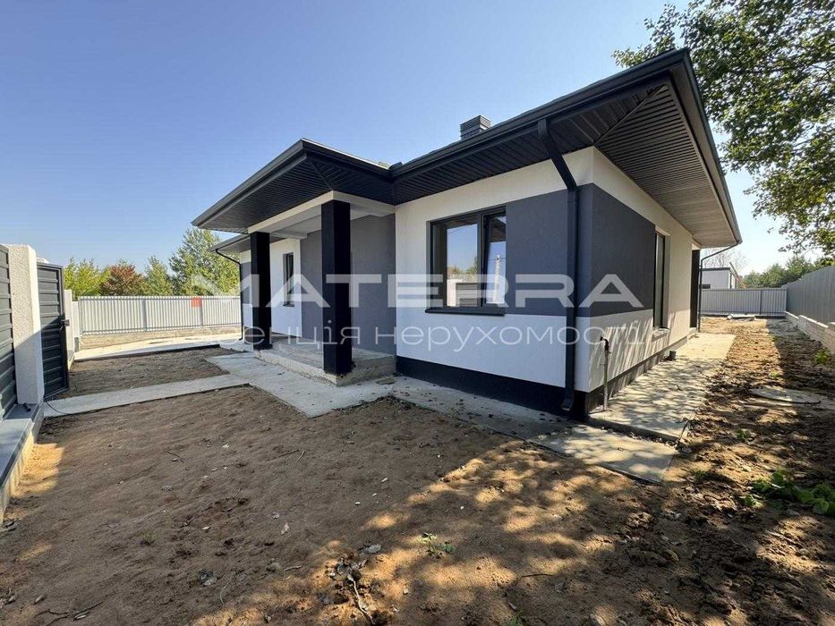 Продаж будинку Тарасівка-Юрівка в оточенні лісу