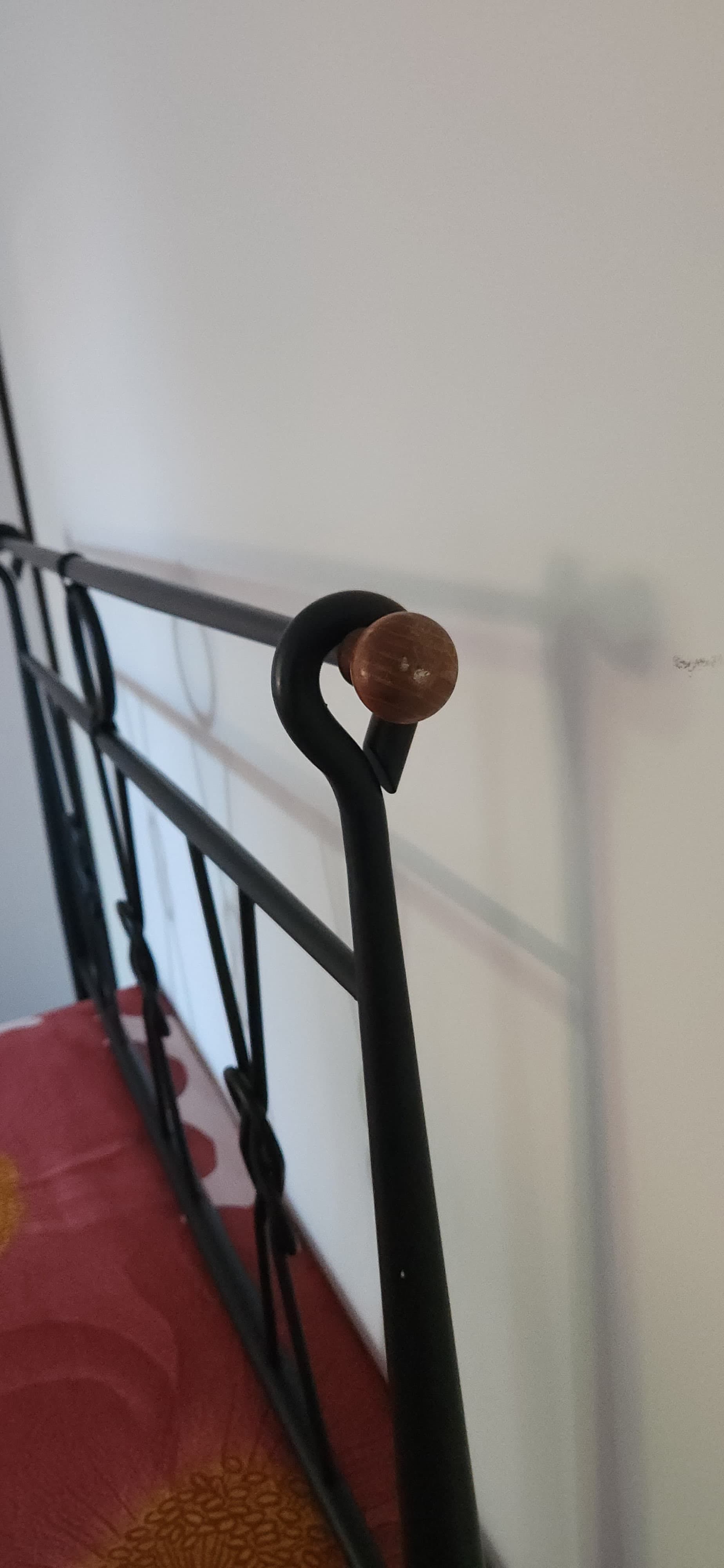 Cama solteiro ferro