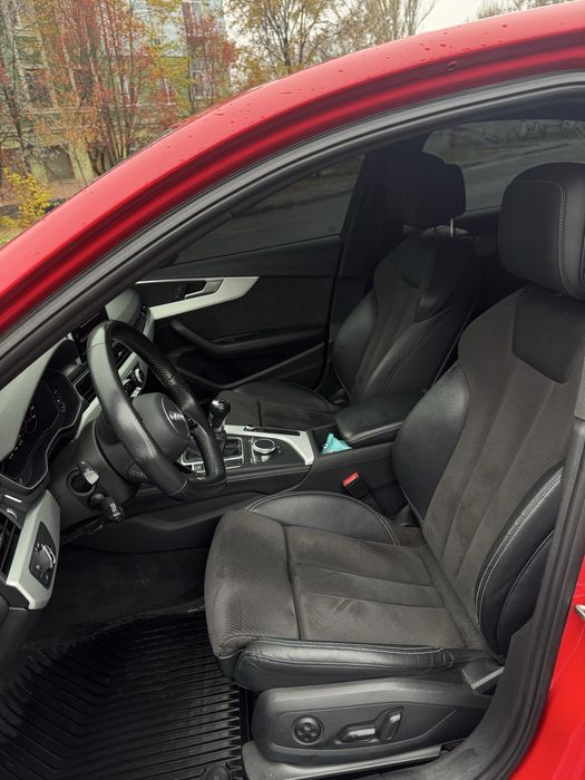 Audi A4 S-Line 2.0 TFSI Quattro