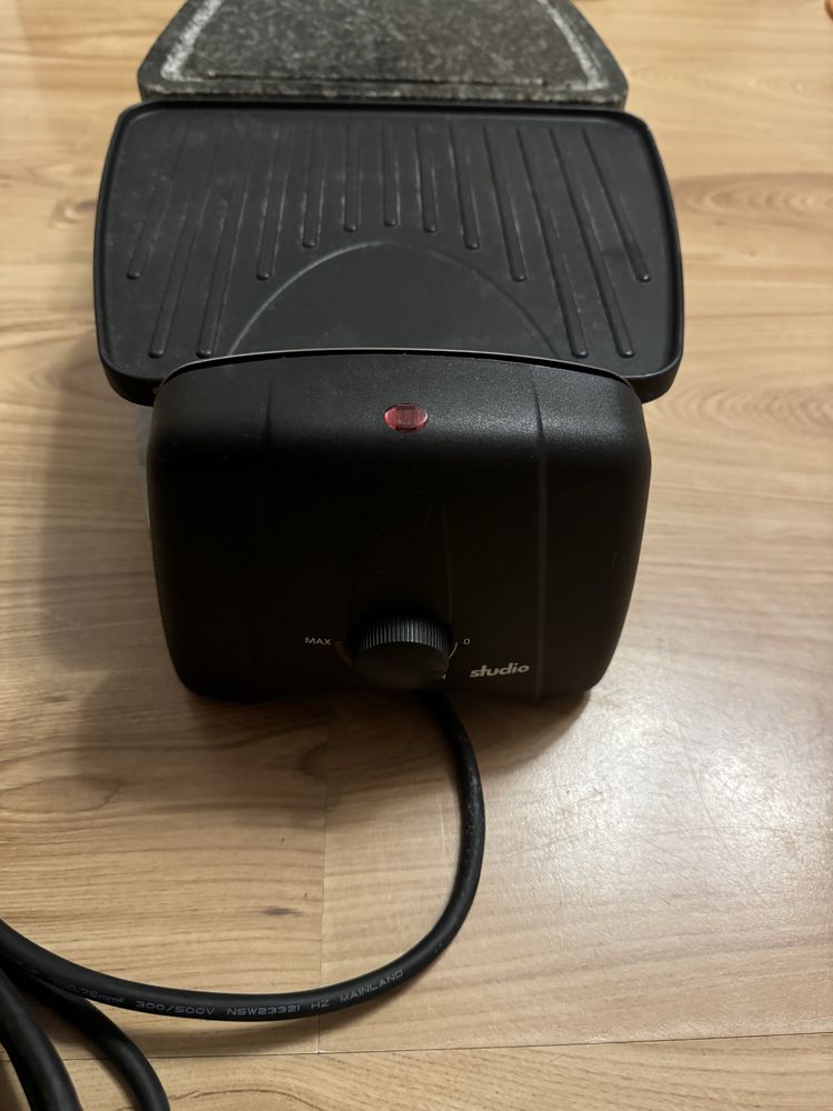 Grill rlektryczny Raclette - nowy