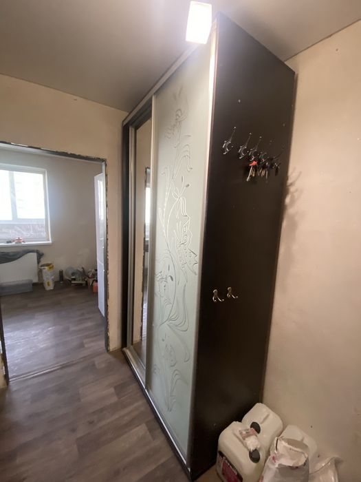 Шафа - купе в доброму стані!