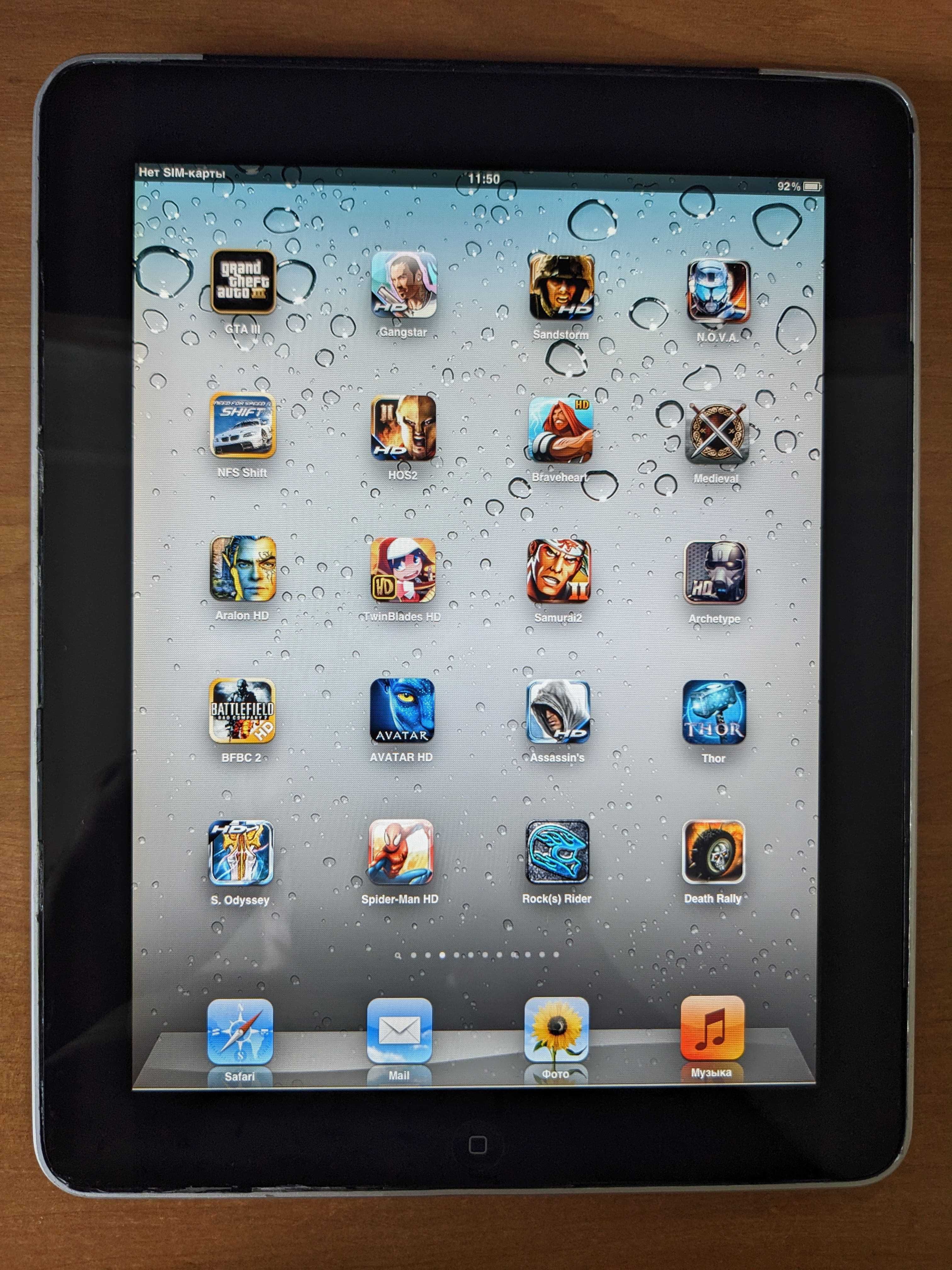 Планшет Apple iPad A1337 32GB Wi-Fi+3G + кабель зарядки