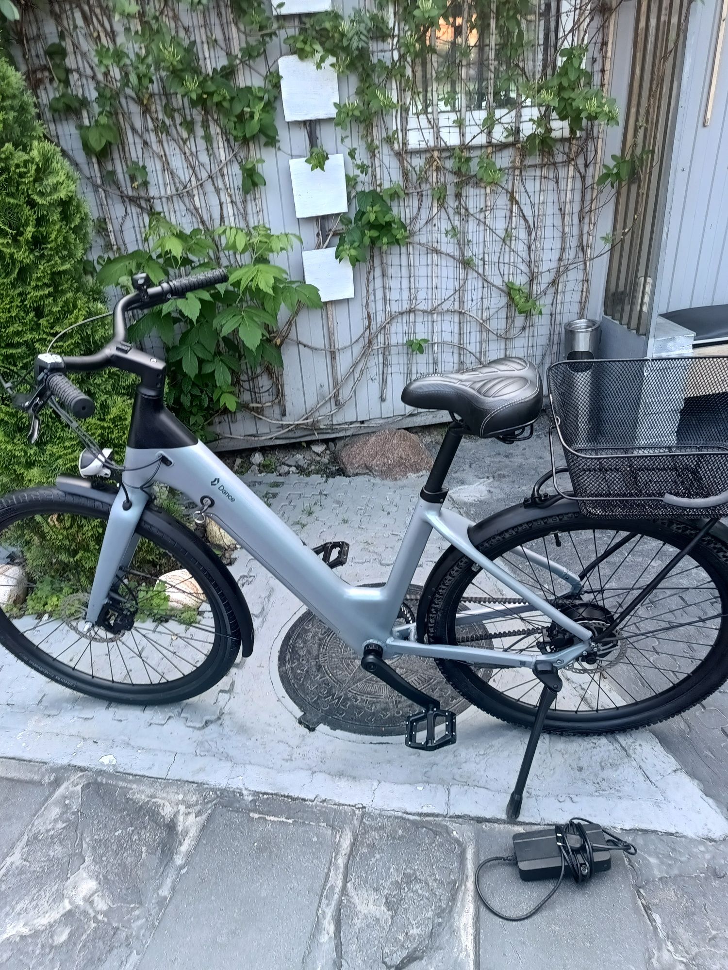 Електровелосипед на ремне Germany Dance Ebike 17 кг как новый с зарядн