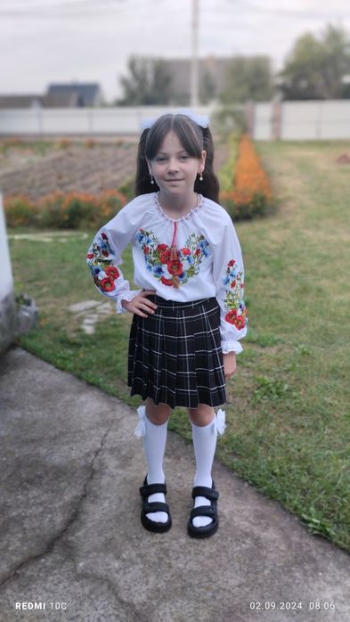 Вишиванка для дівчинки
