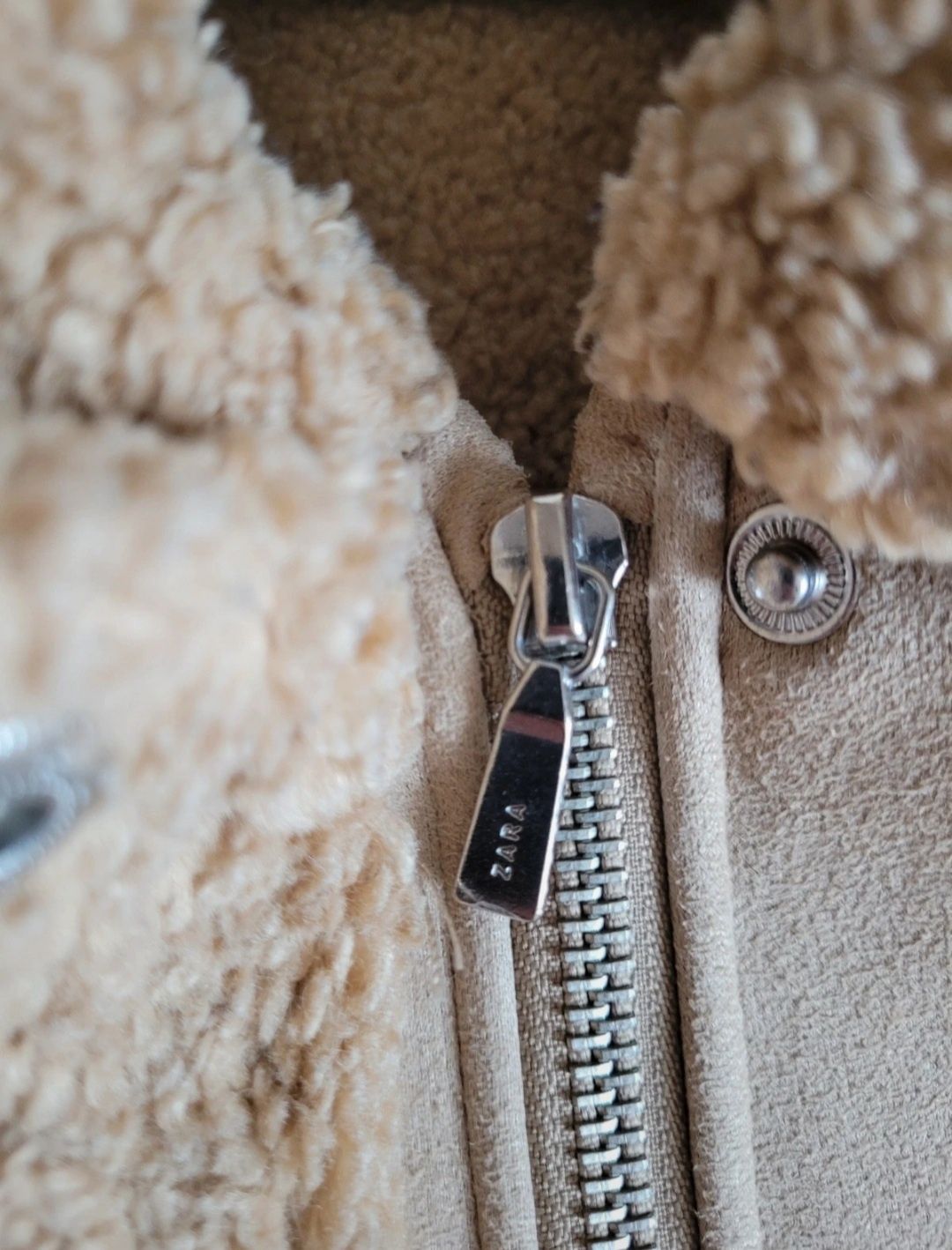 Płaszcz kożuszek kurtka kożuch dla dziewczynki Zara 128 brązowy camel