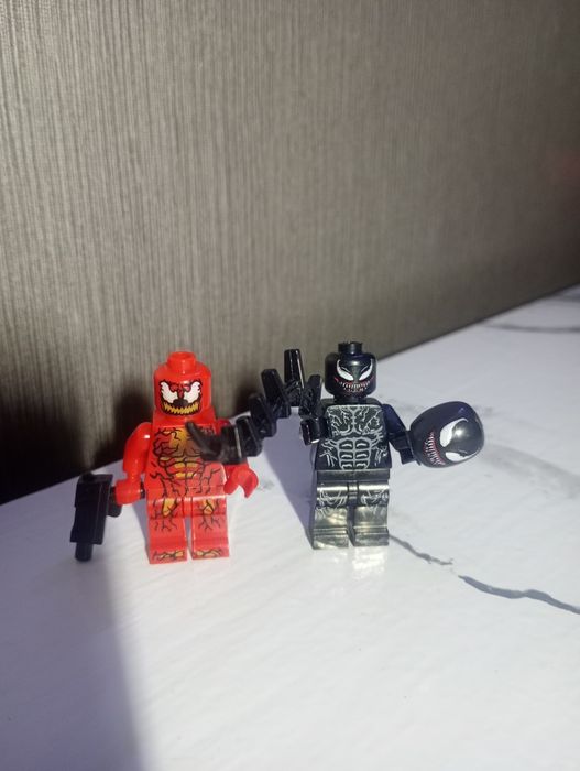 Розпродаж! лего мініфігурки Marvel та DC 80грн/шт .