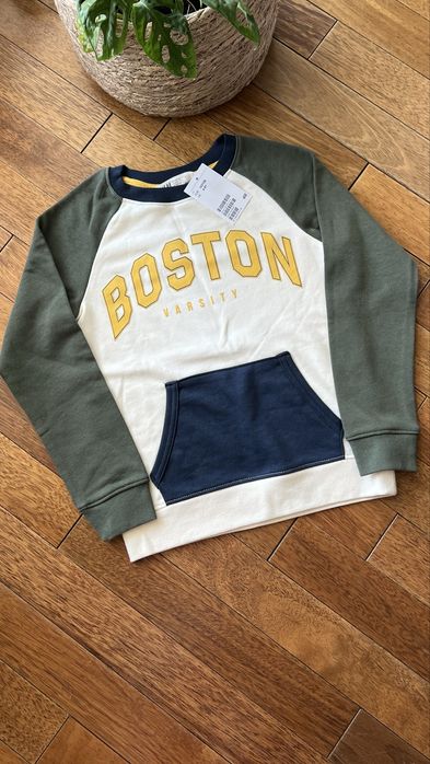 Bluza H&M z kieszenią rozm. 122/128