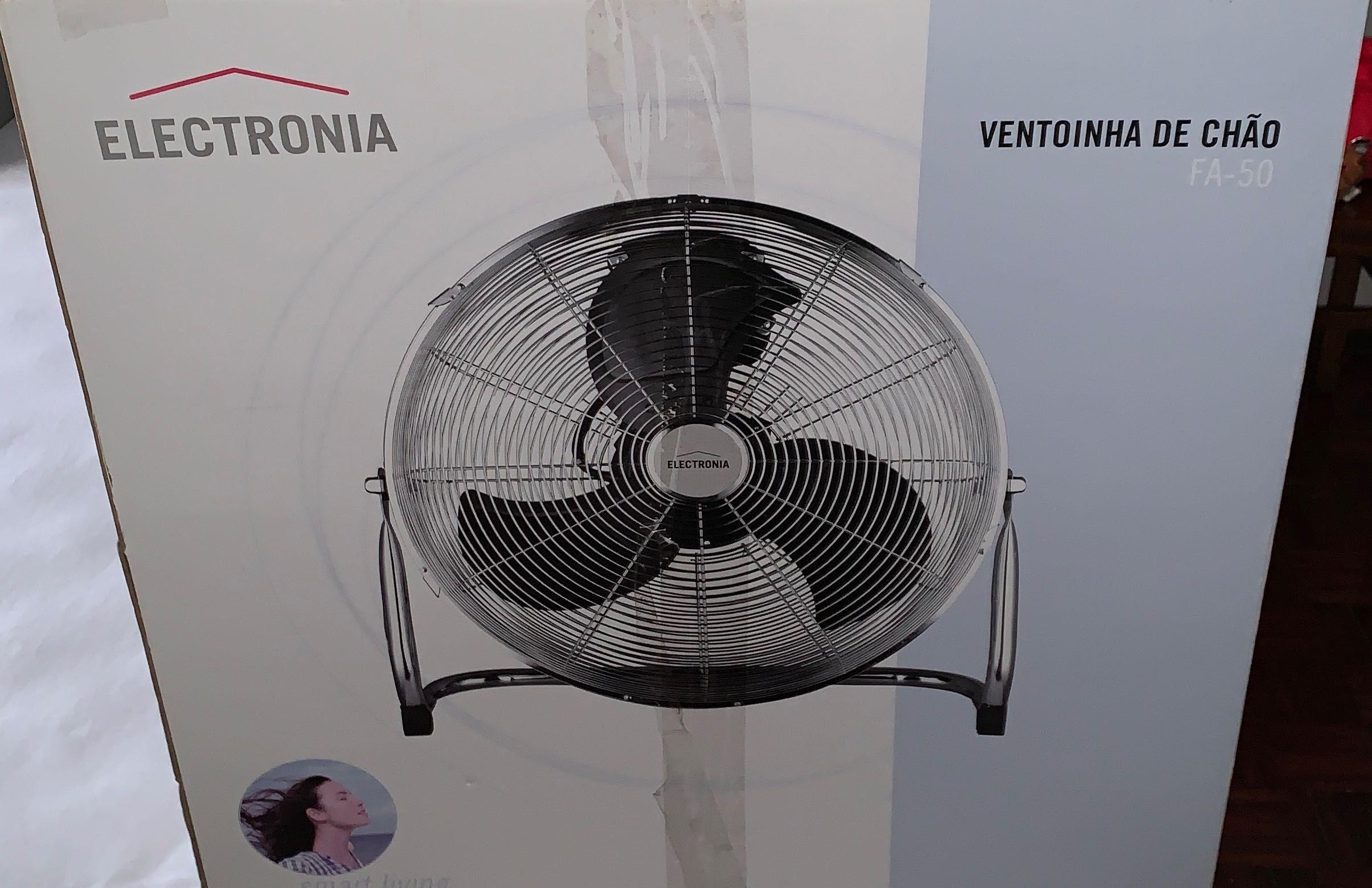 VENDO:  Ventoinha de Chão FA50