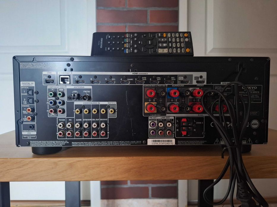 amplituner Onkyo TX-NR616