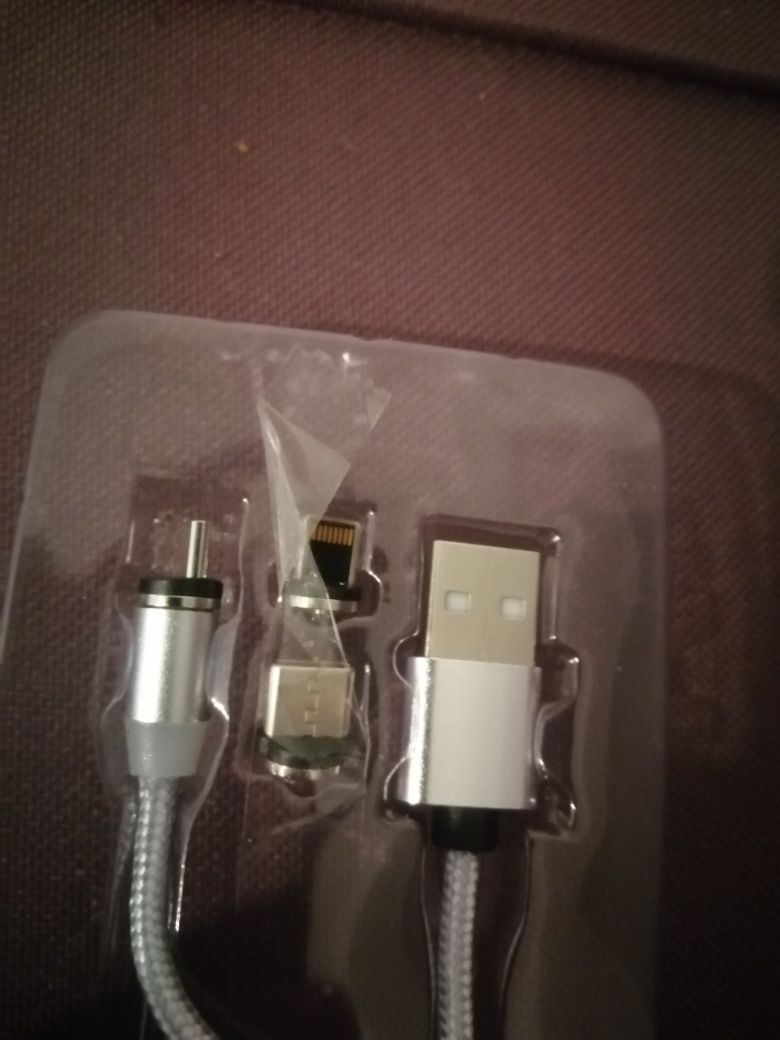 Kabel USB z końcówkami