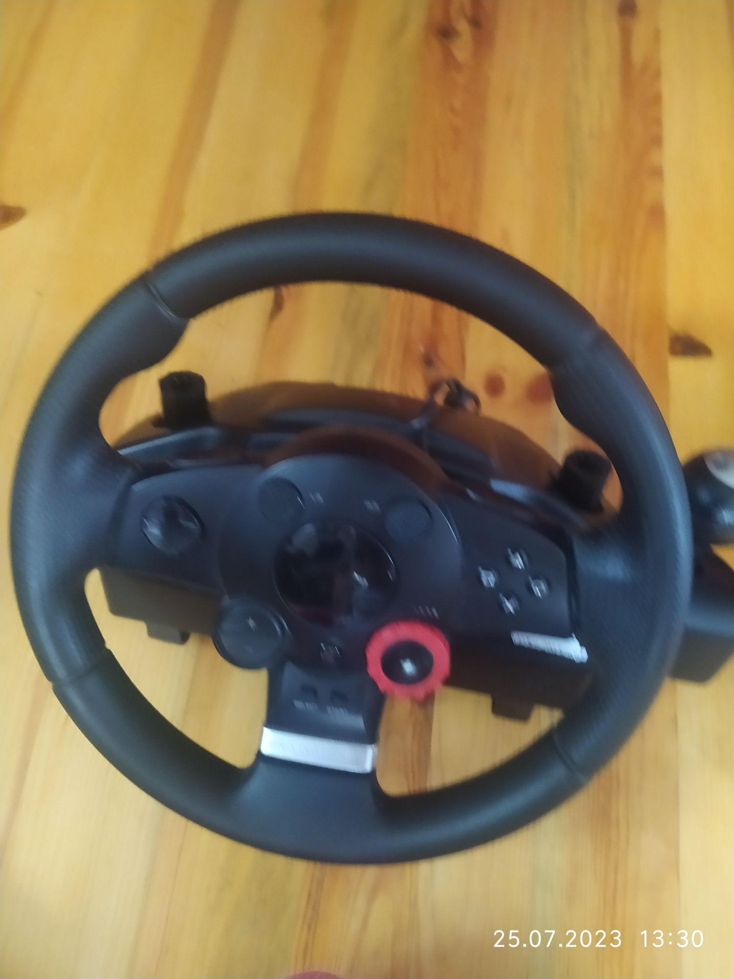 Logitech driving force 900°