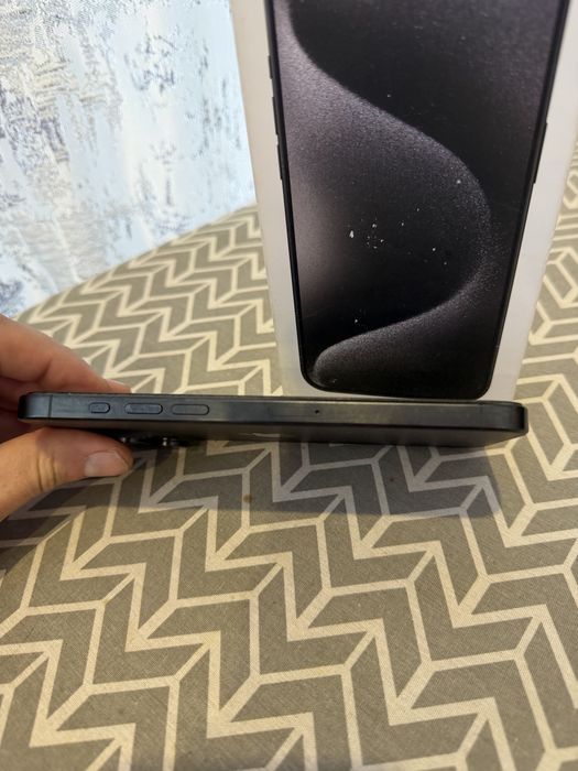 Iphone 15 pro max 256 gb состояние отличное Цвет Black Titanium