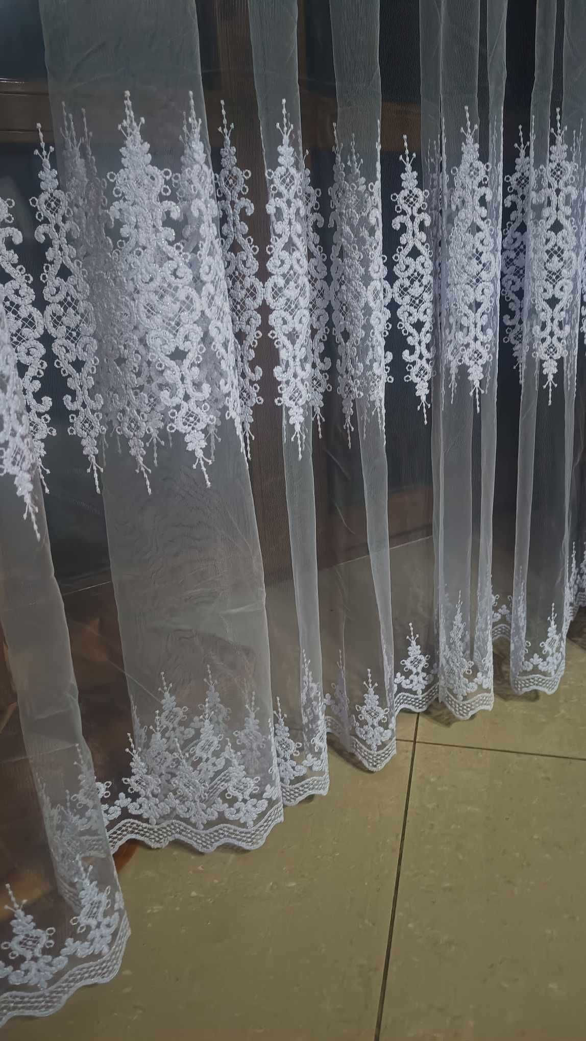 firanki z metra GŁADKA biała+6 rzędów HAFTU, wys 280 cm OBNIZKA