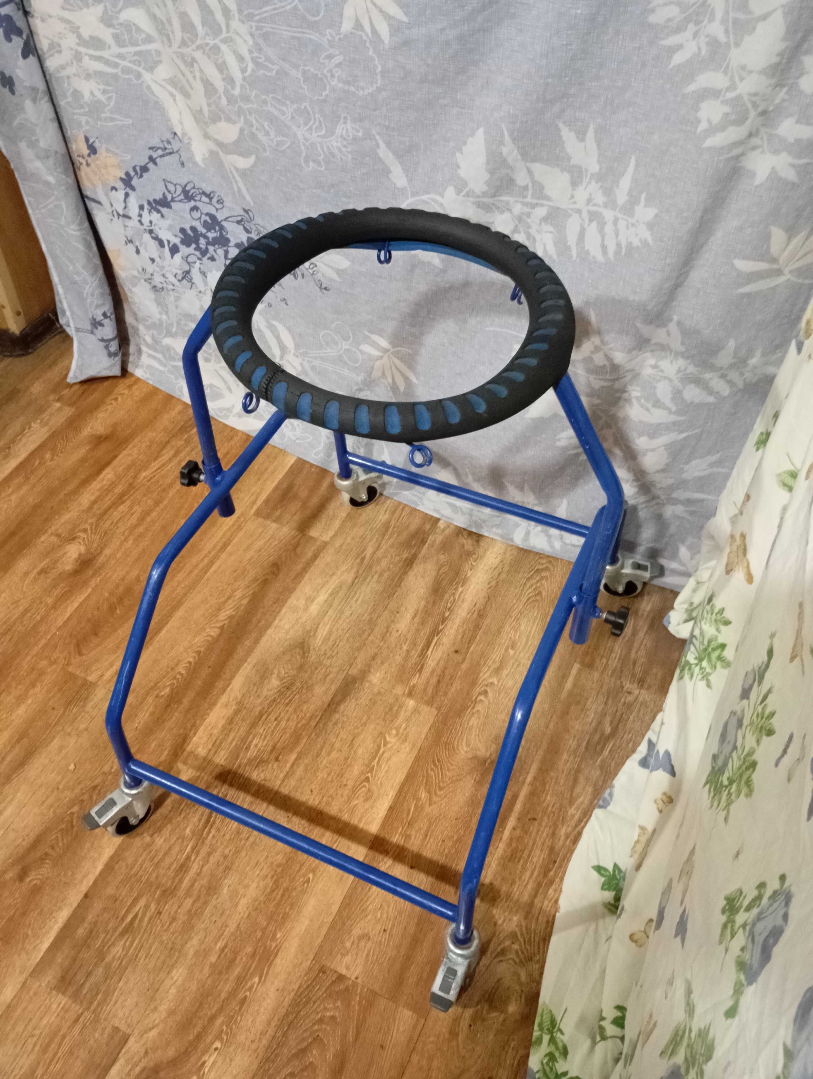 Ходунки для детей ДЦП