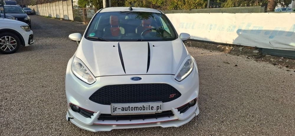 Ford Fiesta Racing ST Recaro Skóra Navi Kamera Biała Perła TUV z Niemiec