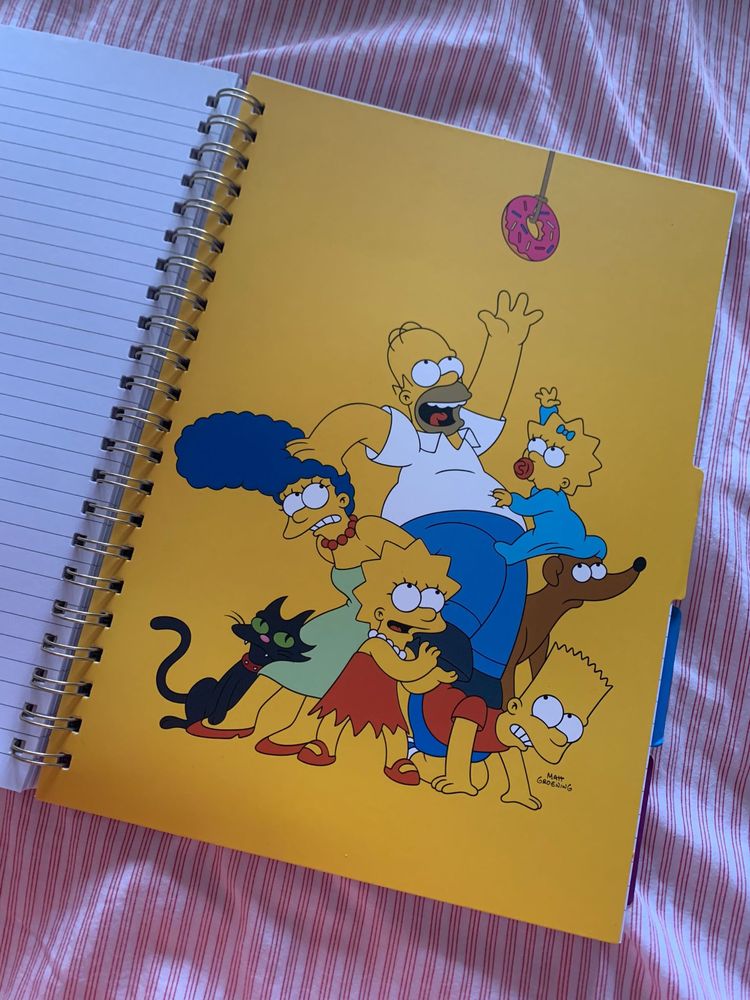 Caderno Simpsons novo