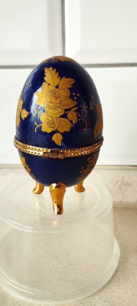 Jajko a 'la Fabergé - szkatułka puzderko porcelana ceramika