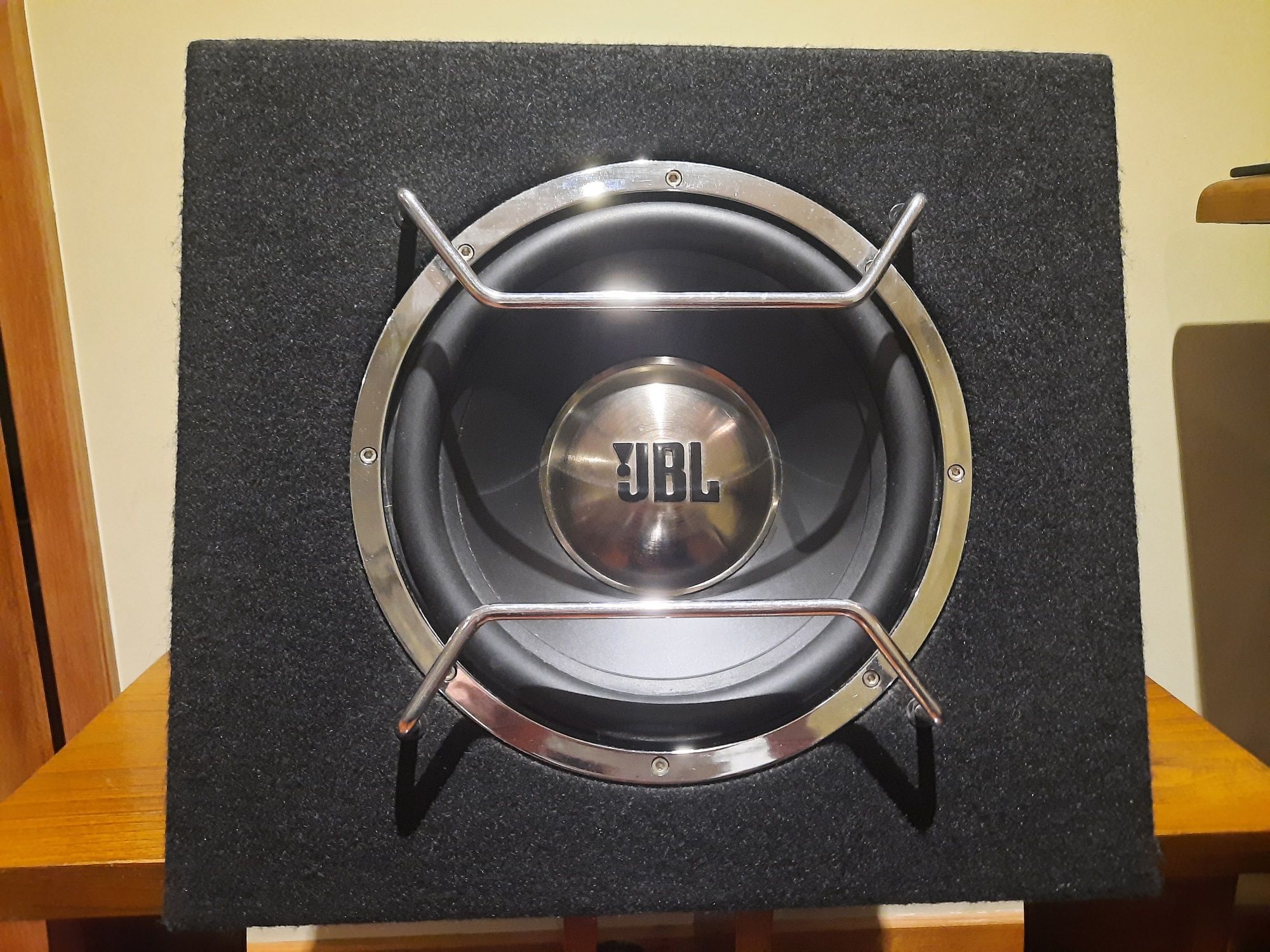 Subwoofer JBL anniversary edition