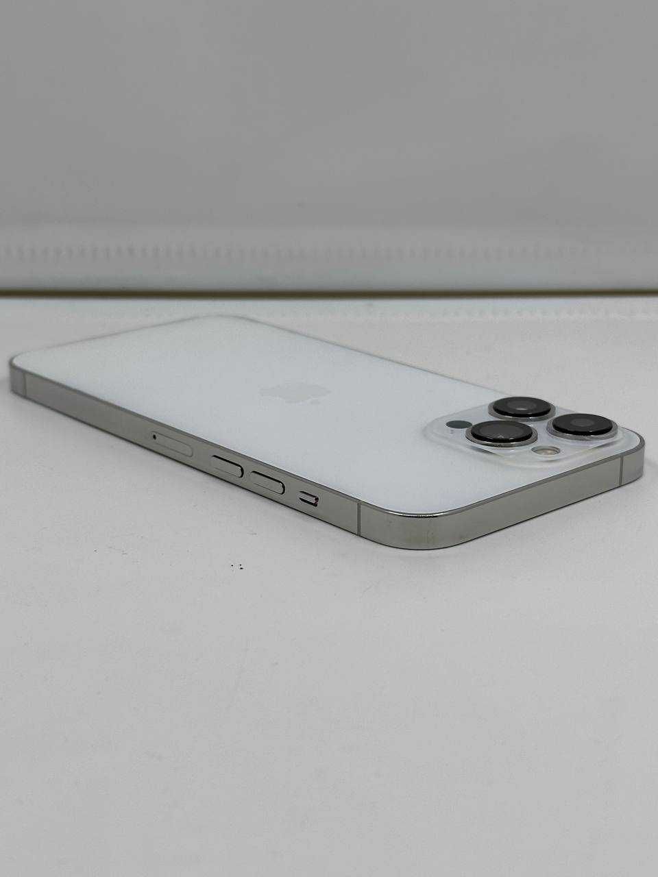 IPhone 13 Pro Max 128Gb Silver Neverlock Гарантия 6 Месяцев