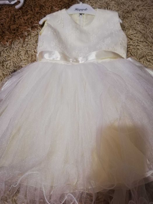 Прокат нарядного плаття на будь яку подію та Груша- свято осені