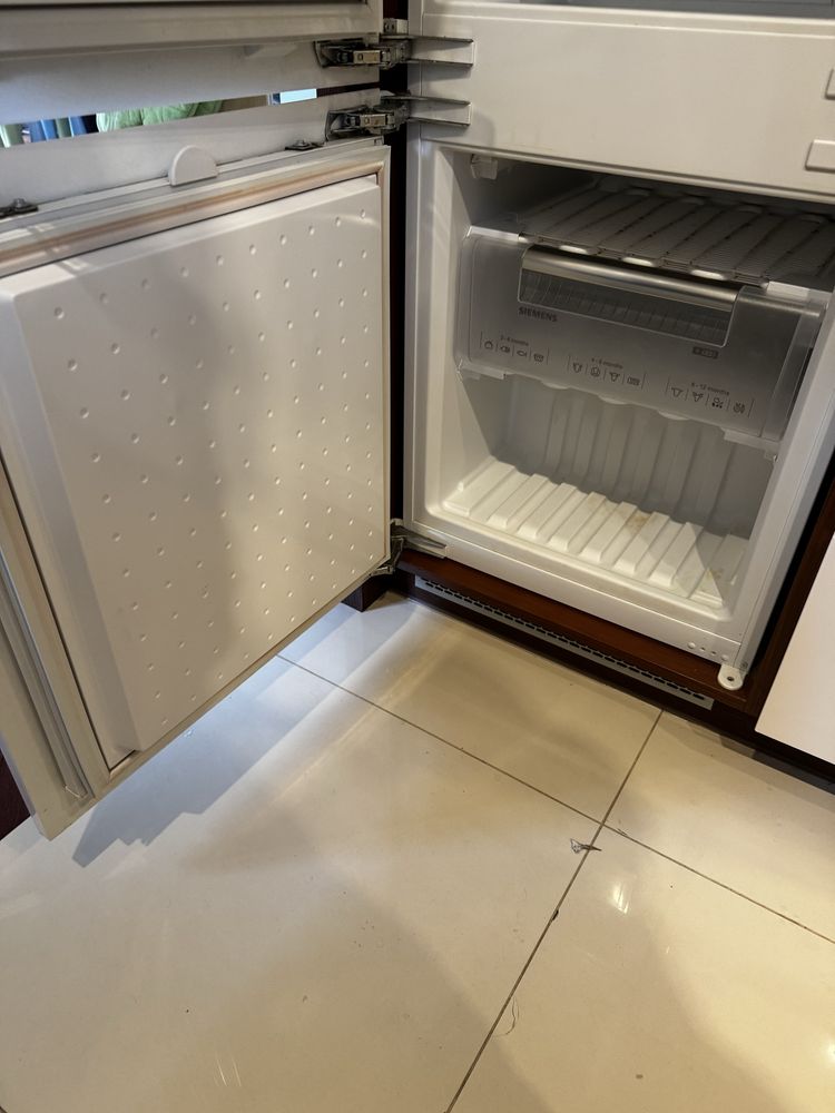 Lodówka siemens do zabudowy KI38SA50