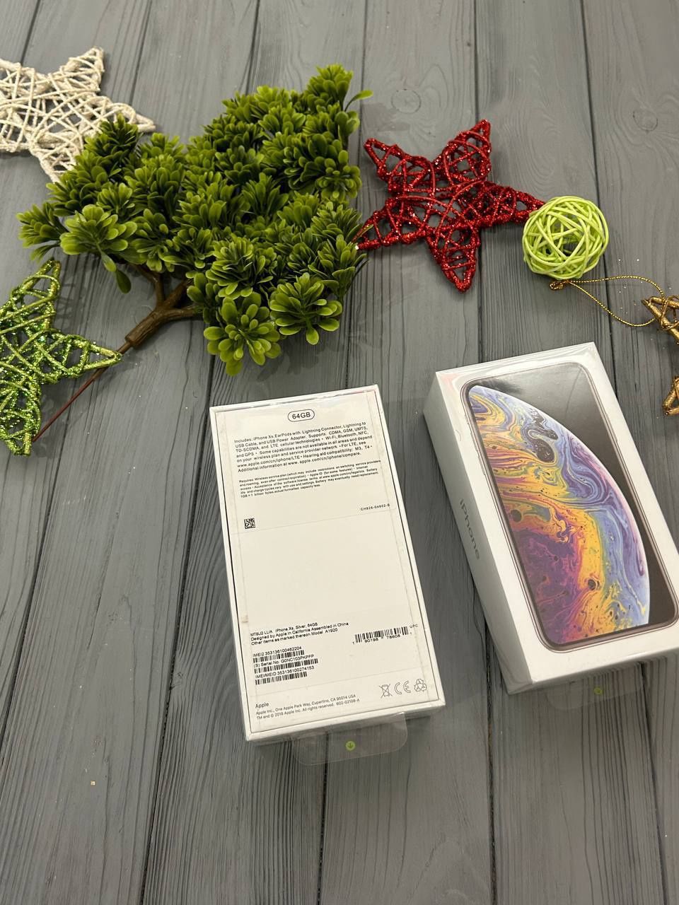 IPhone Xs (256) 380$