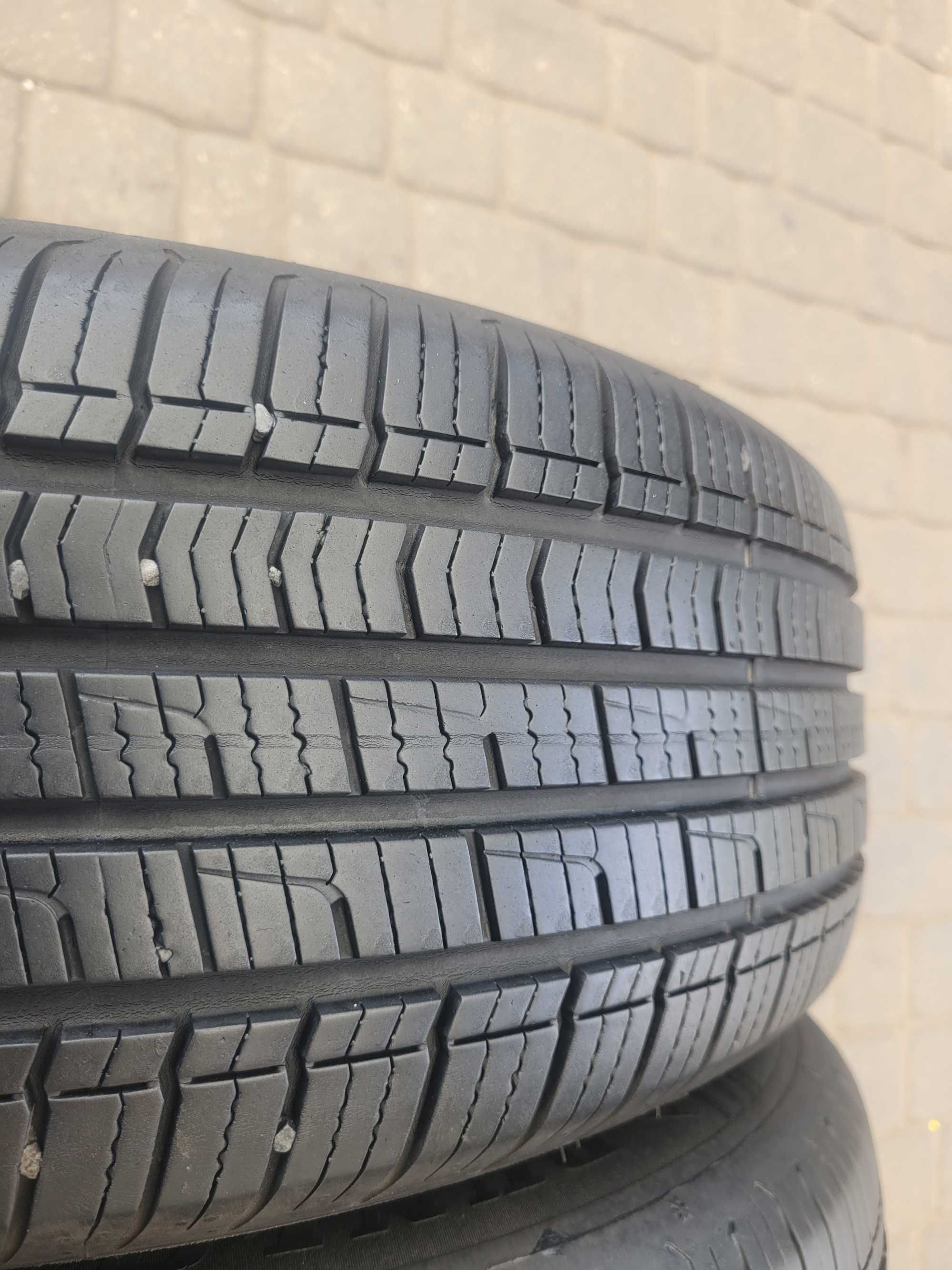 205 / 60  R 16    Dunlop  Całoroczne