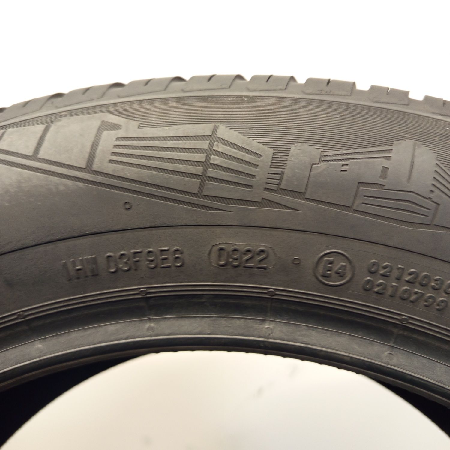235/55R17 Continental AllSeasonContact
