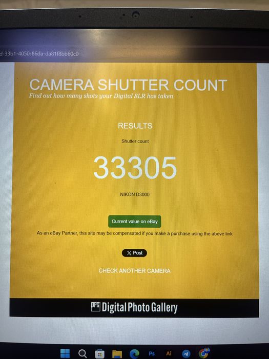 Nikon D3000 + обʼєктив 18-55 мм