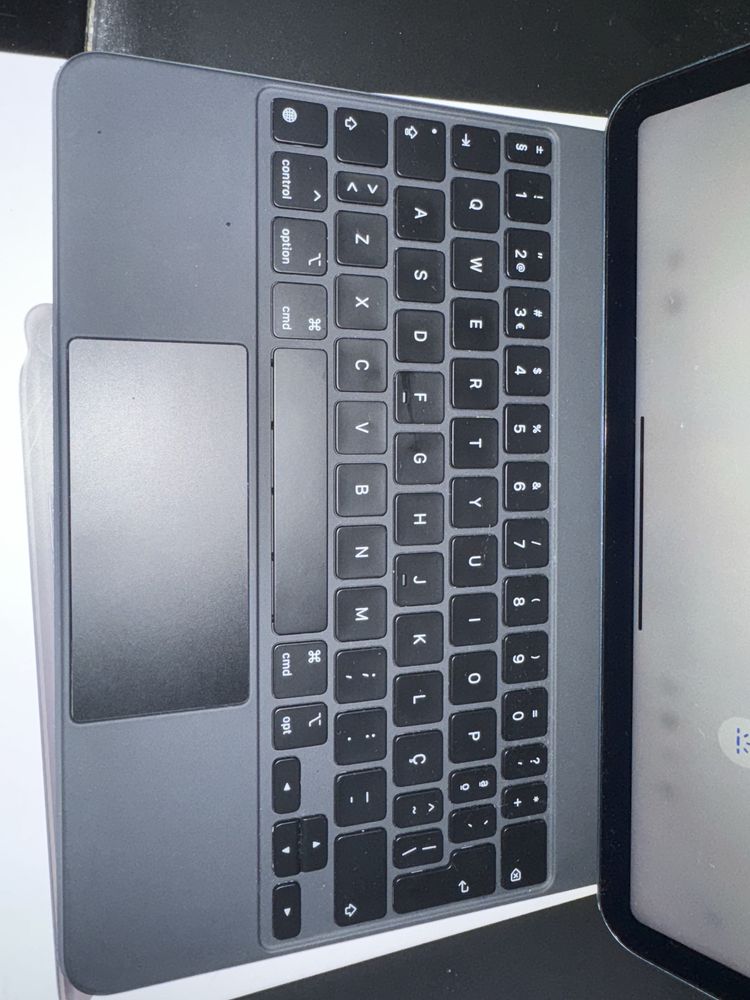 Magic Keyboard Apple 11”