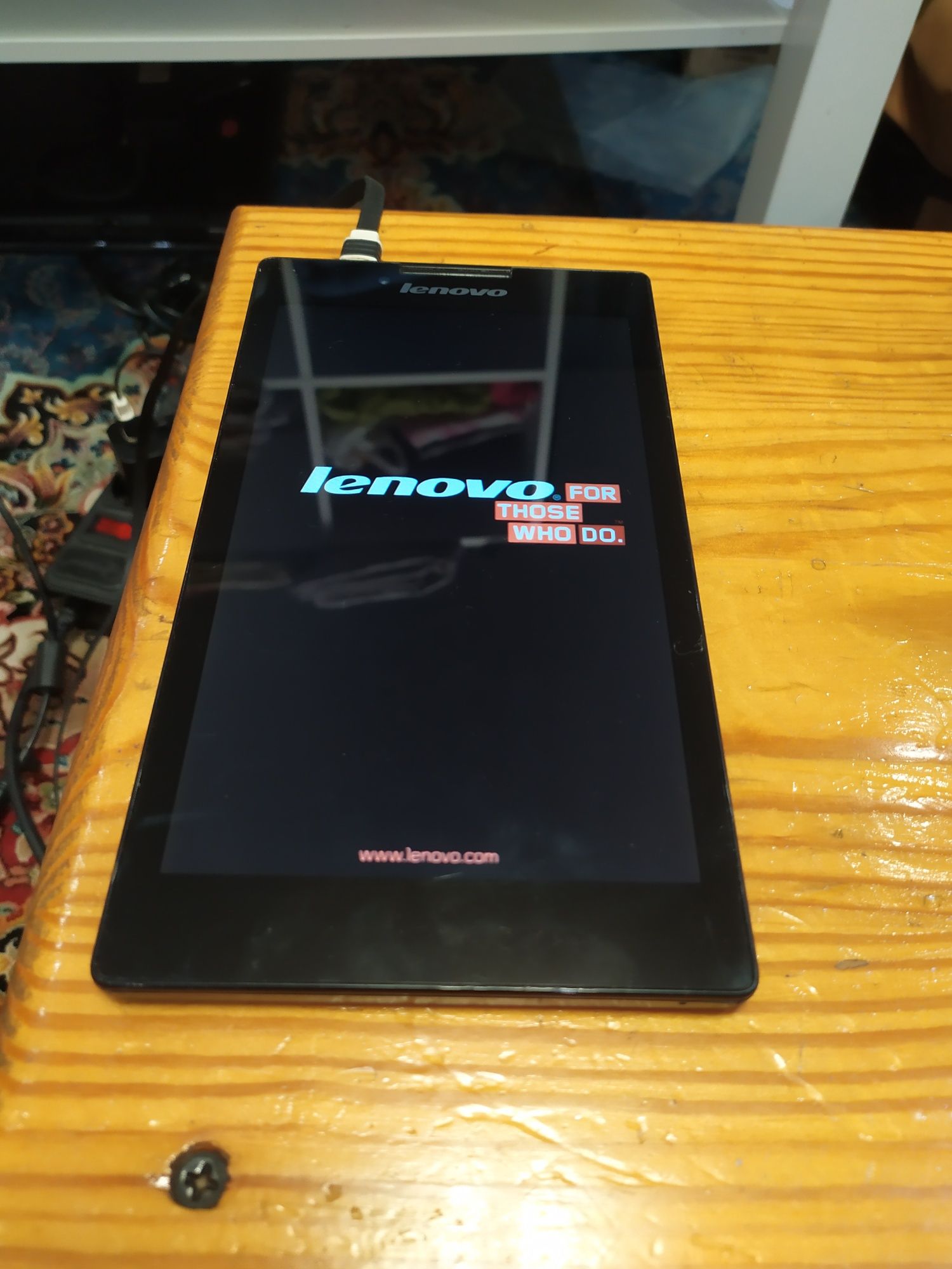 Планшет Lenovo Tab2 A7-30HC з 3G